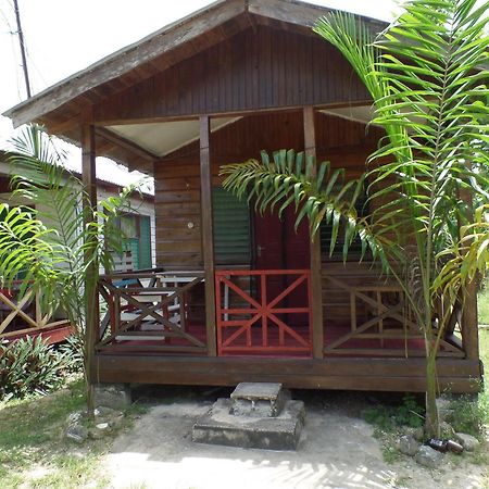 Beach Road Cottages At Jah Bs Negril Buitenkant foto